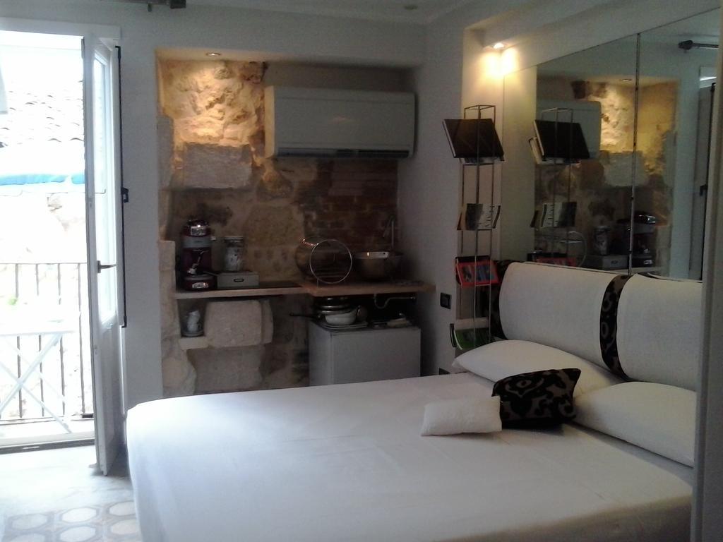 Al Tempio Di Apollo Syracuse Room photo